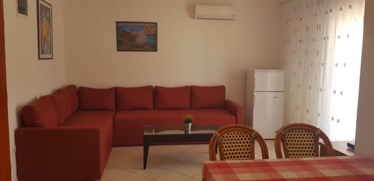Apartments Biba Novalja Bagian luar foto